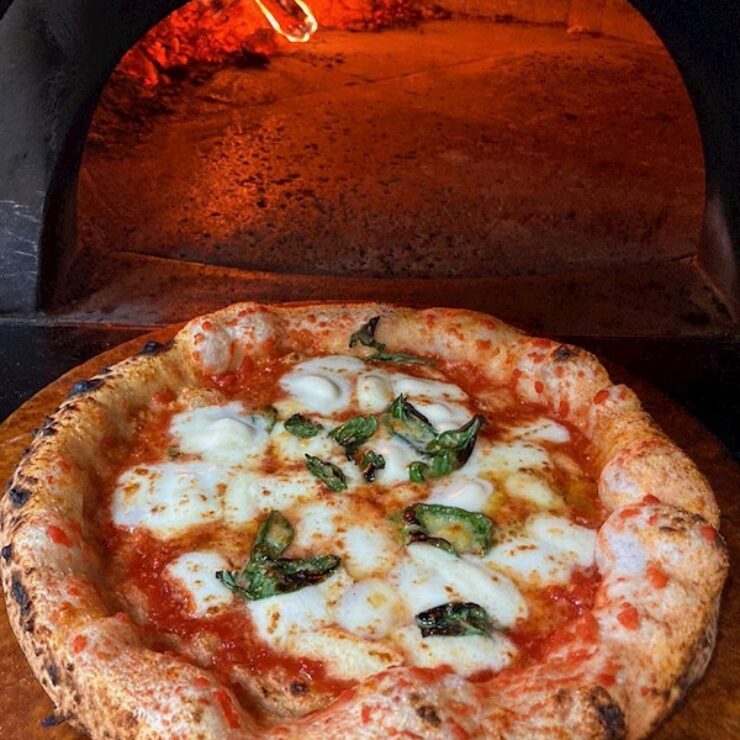 Dove mangiare a Napoli: i migliori ristoranti e pizzerie vicino ai Quartieri Spagnoli